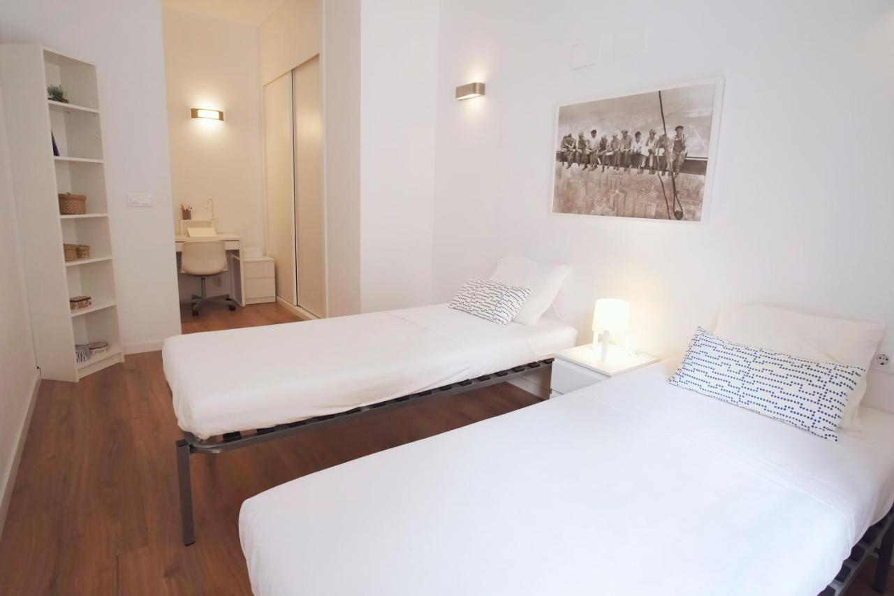Hogar Moderno Cerca De Casco Antiguo De Valencia Apartment Exterior photo