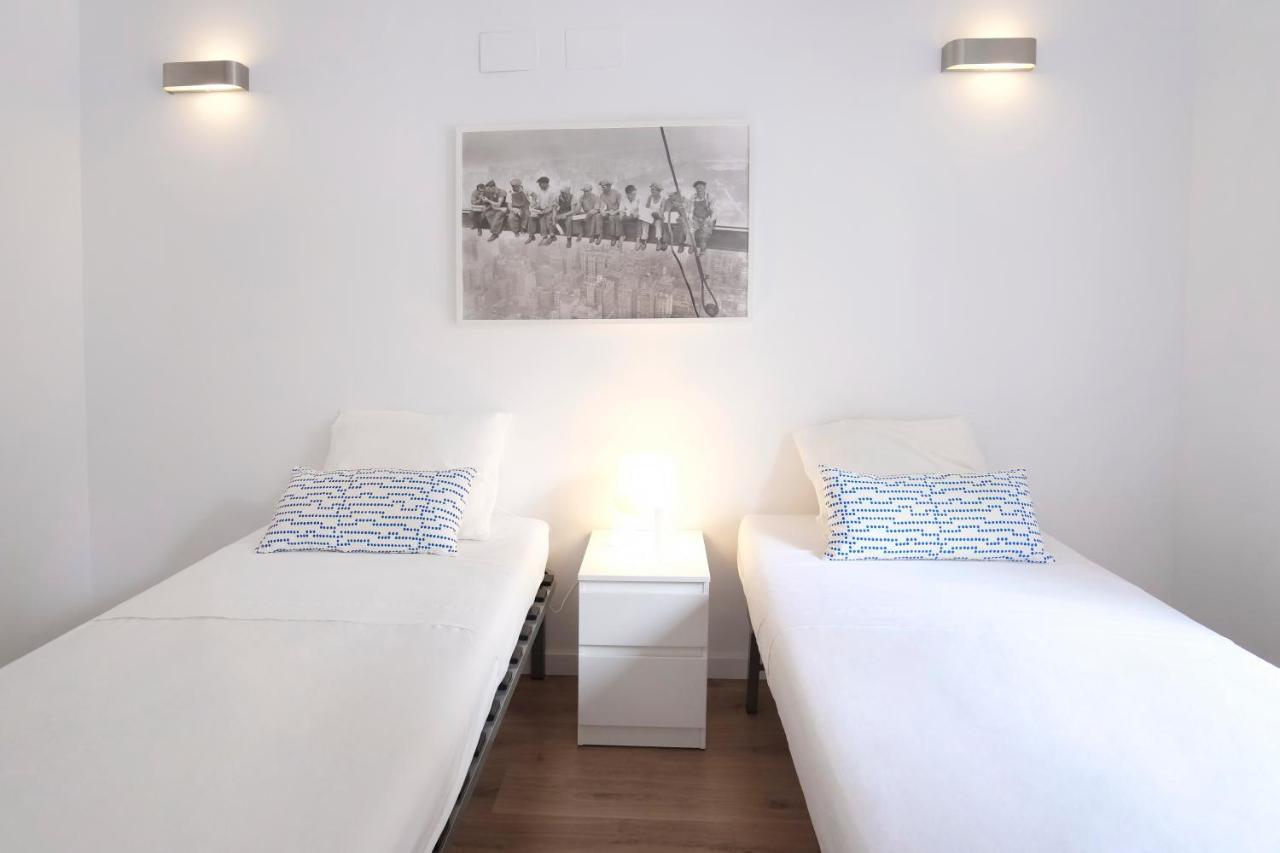 Hogar Moderno Cerca De Casco Antiguo De Valencia Apartment Exterior photo